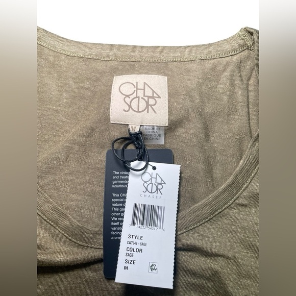 Chaser Moss Green Cold Shoulder Flutter Sleeve Linen Tee Shirt M NWT - Picture 6 of 6